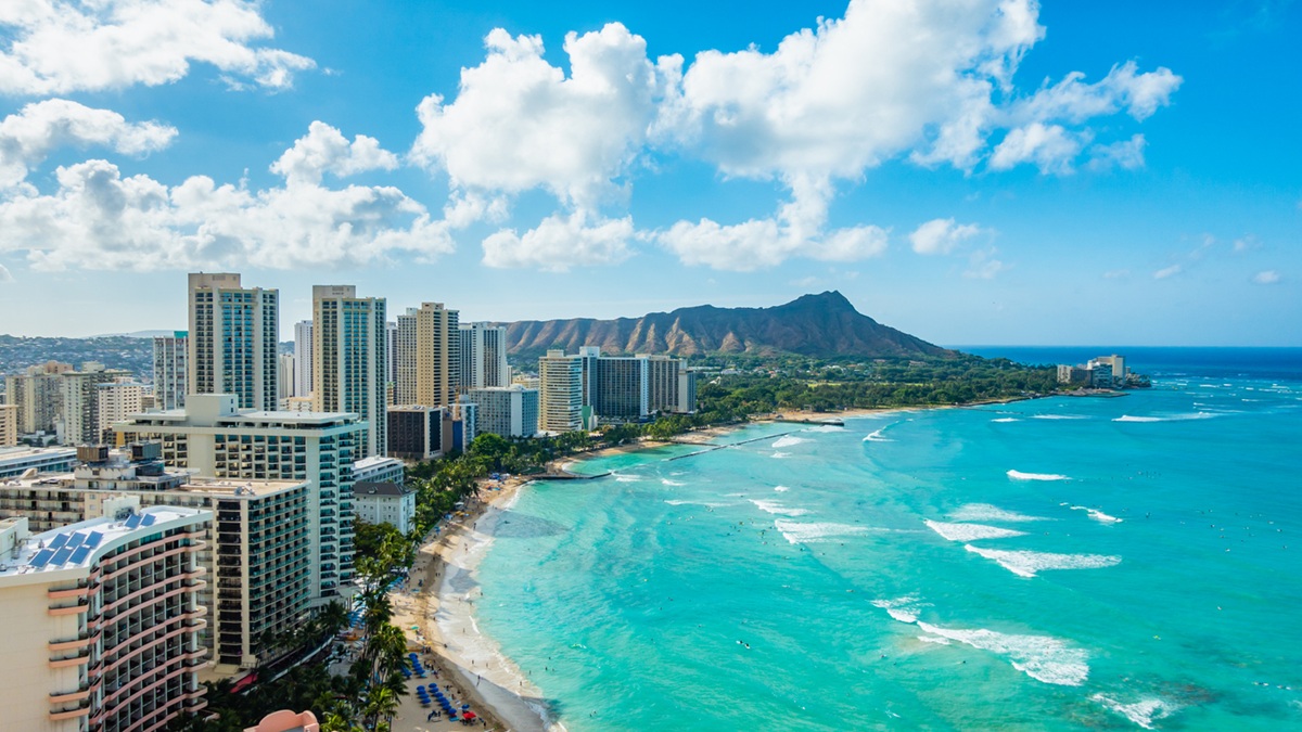 Skyline of a city in Hawaii